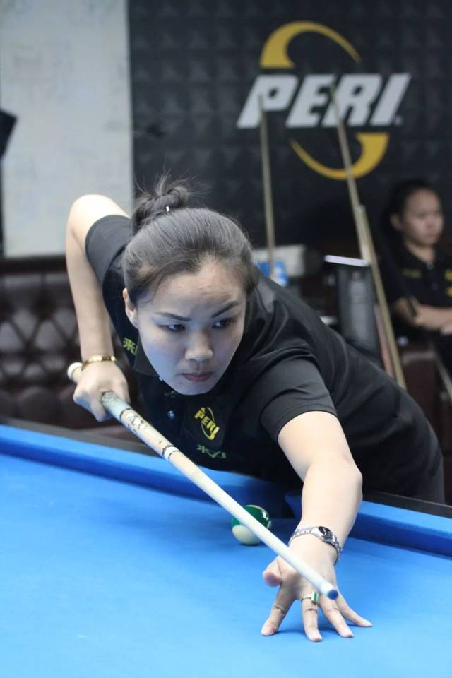 其次是英雄 其次是英雄